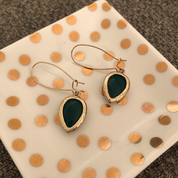 Rich Emerald + Gold Dangle Earrings - Picture 3 of 4